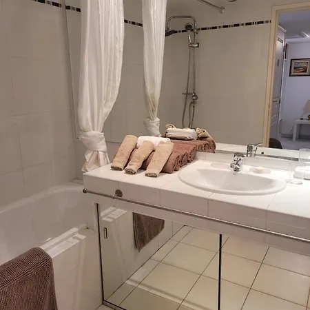 Loubet Plage- Entre Et Cannes Apartamento