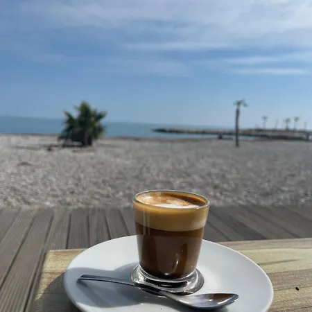 Loubet Plage- Entre Et Cannes Apartamento Villeneuve-Loubet