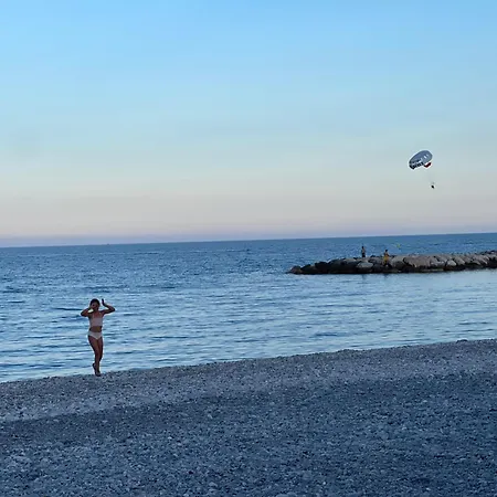 Loubet Plage- Entre Et Cannes Apartamento *